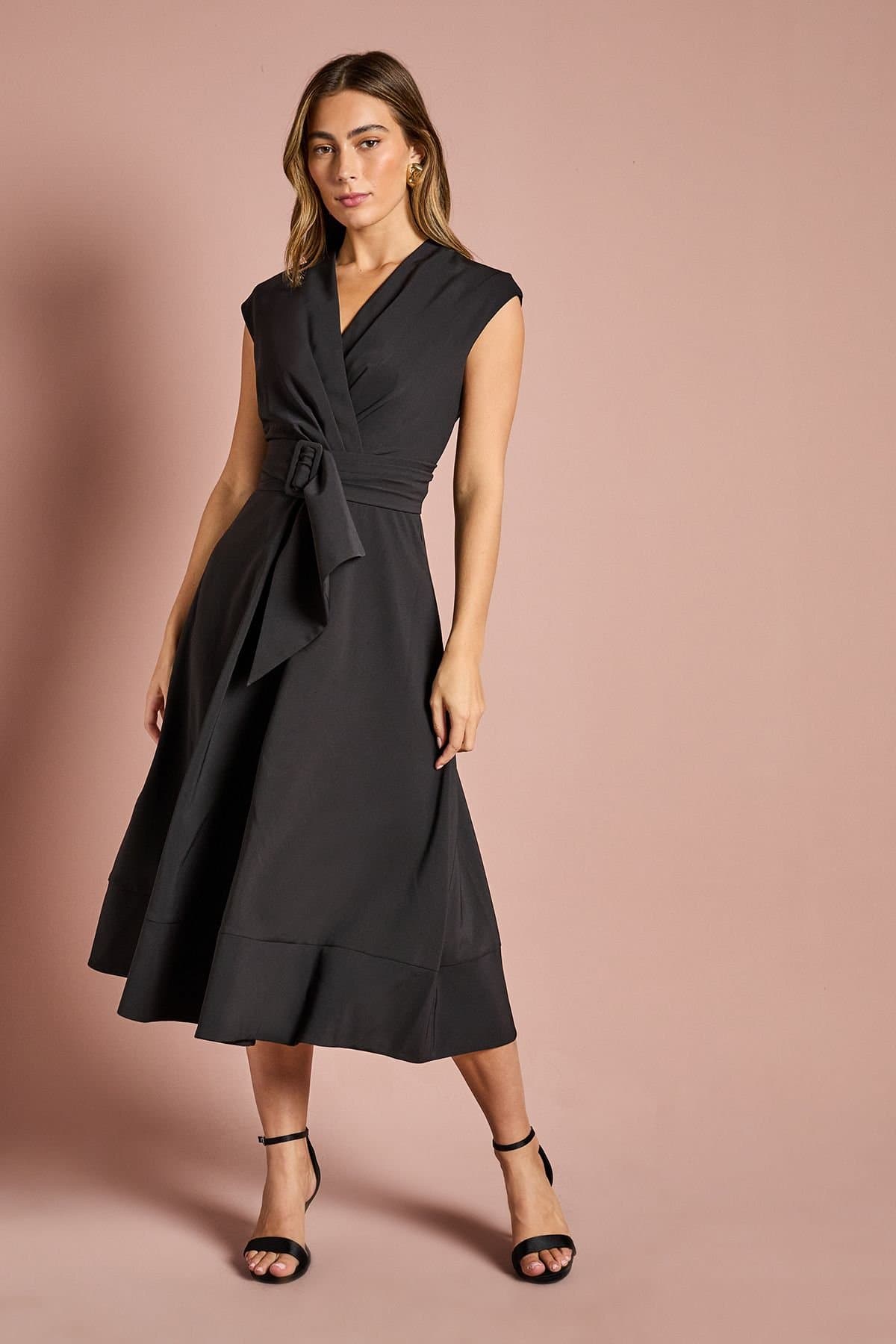 Coast Coast Women's Belted Crepe Dress in Black