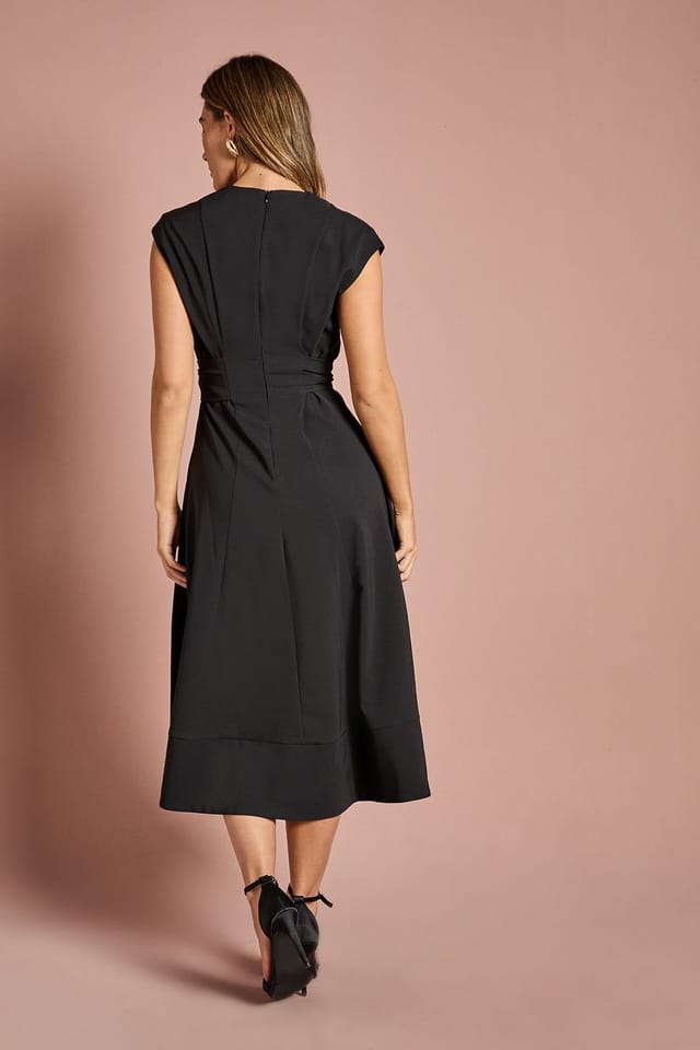 Coast Coast Women's Belted Crepe Dress in Black - 3