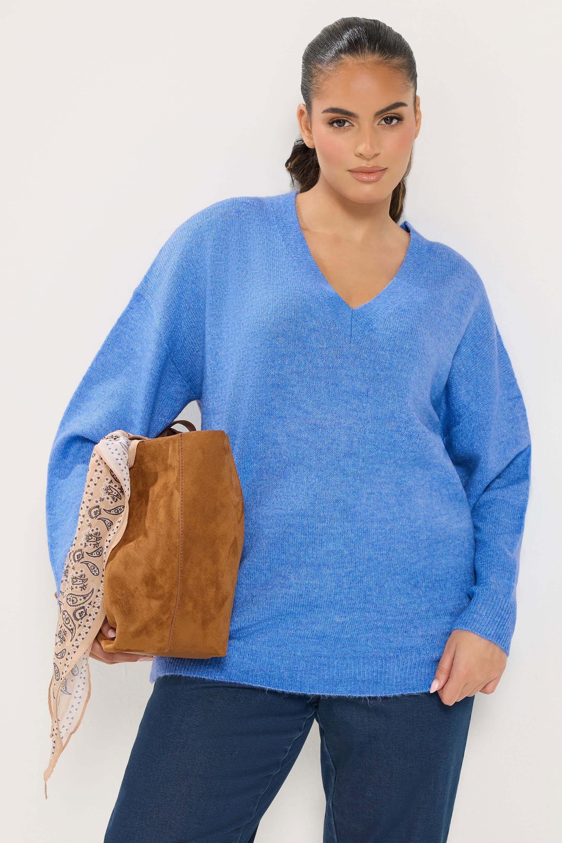 Yours Plus Size Blue Knitted Vneckline Jumper