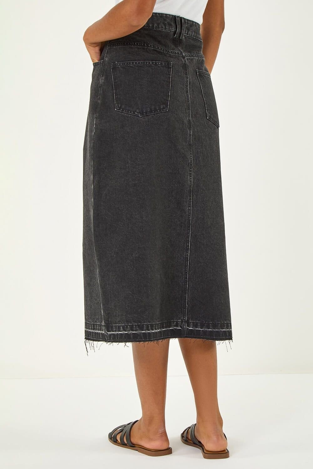 Dusk Dusk Women's Denim Button Skirt in Charcoal - 4