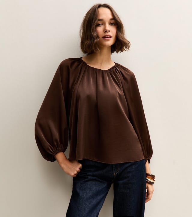 New Look Women's Brown Satin Gathered Crop Sleeve Blouse New Look - 2