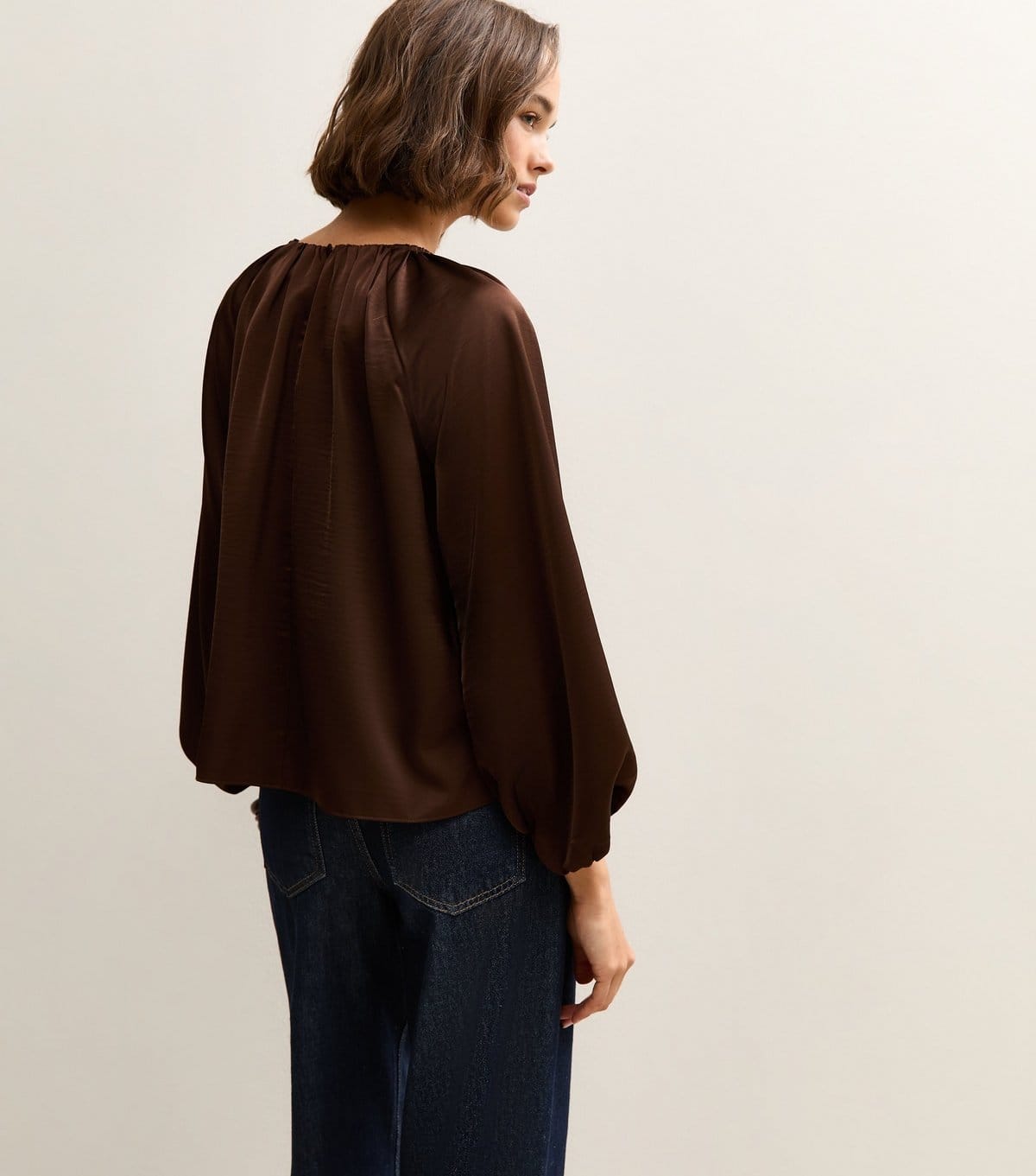 New Look Women's Brown Satin Gathered Crop Sleeve Blouse New Look - 4