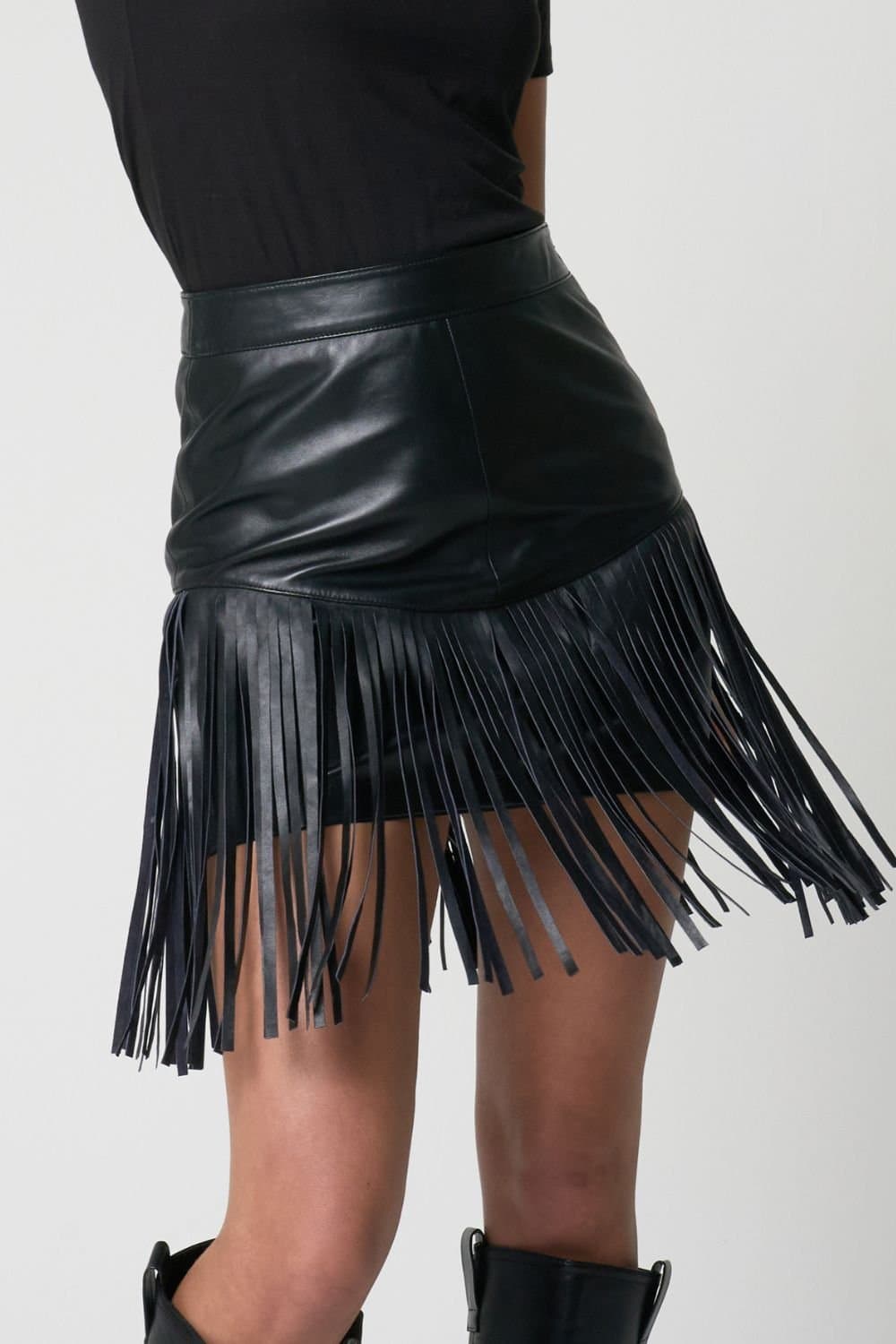 Barneys Originals Barneys Originals Women's Real Leather Fringe Mini Skirt in Black