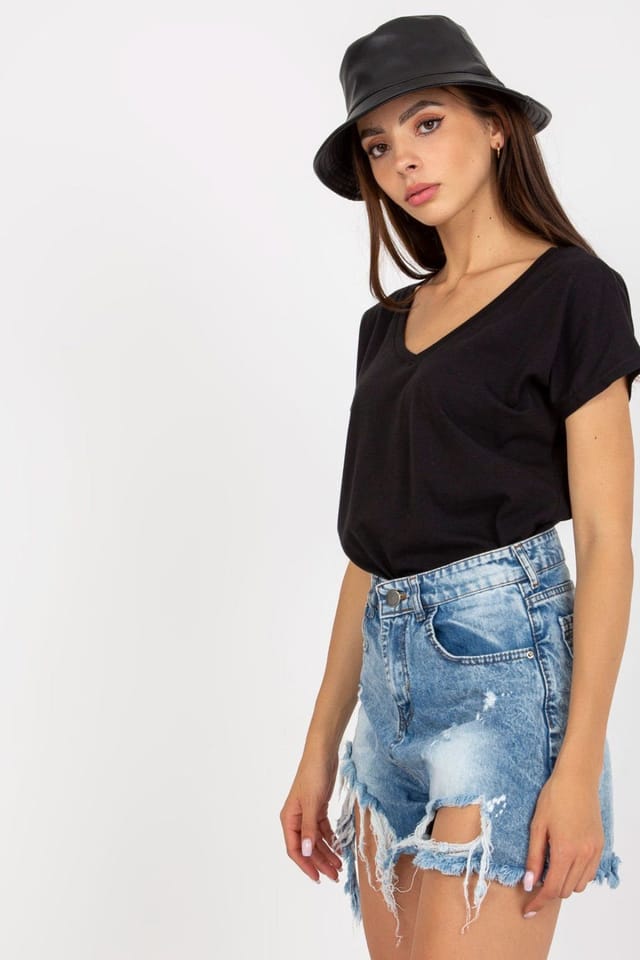 Love Lace Love Lace Women's Everyday Short Sleeve Heart Neck T-Shirt Style 169734 in Black - 2