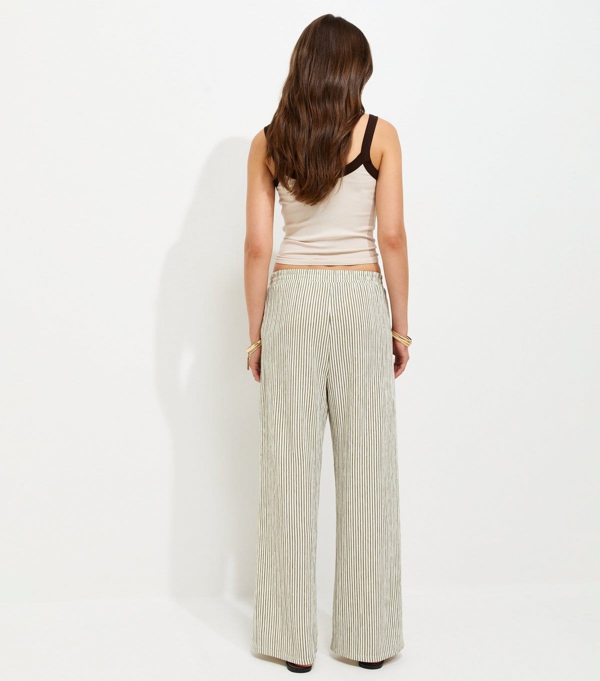 New Look Women's Green Thin Stripe Crinkle Texture Wide Leg Trousers New Look - 4