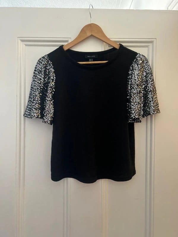 New Look Black Sequin Sleeved T-Shirt Top Size 12