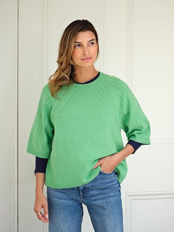 Cove Cove Women's Brooke Boxy Top in Green - 2