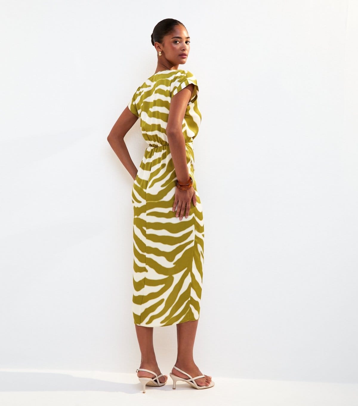 New Look Women's Green Zebra Print Wrap Front Midi Dress New Look - 4
