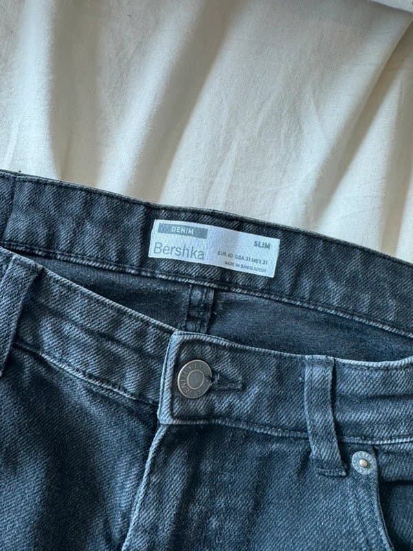 Bershka Men’s Bershka Denim Jeans washed out black slim fit