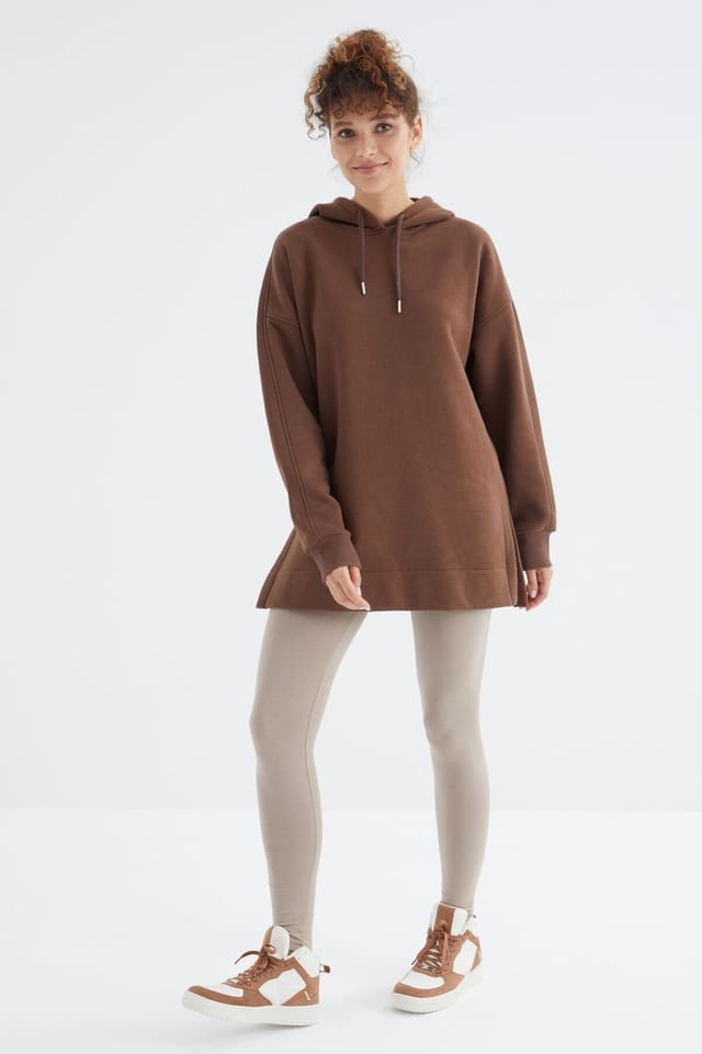 Tommy Life Tommy Life Women's Oversized Hooded Sweatshirt With Pocket in Brown - 2