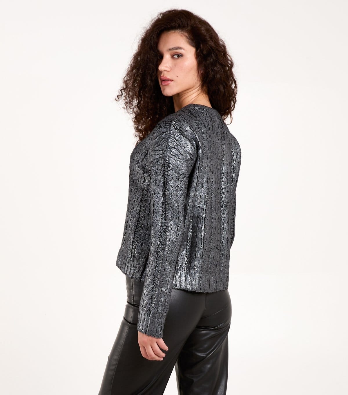 Blue Vanilla Women's Black Metallic Cable Knit Jumper Blue Vanilla New Look - 4