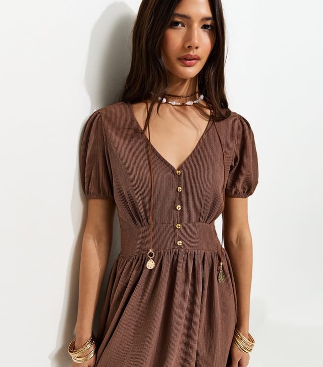 New Look Women's Brown Crinkle Texture V-Neck Button Front Mini Dress New Look - 2