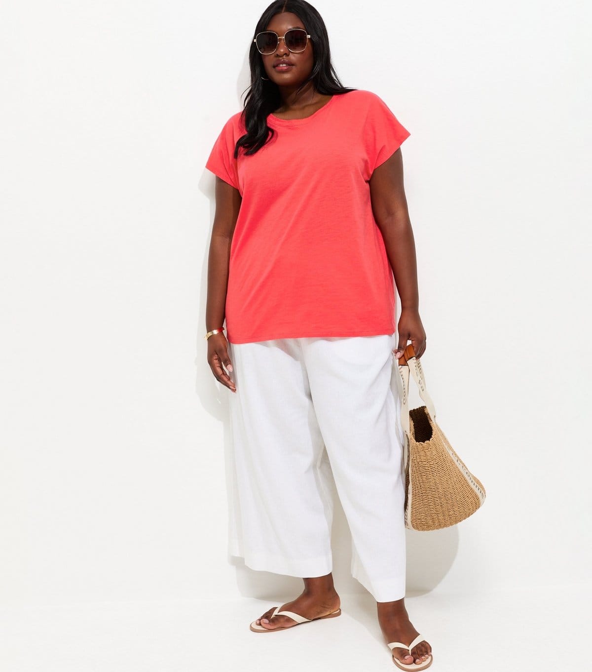 New Look Women's Plus Size Bright Red Curved Hem T-Shirt Curves New Look - 4