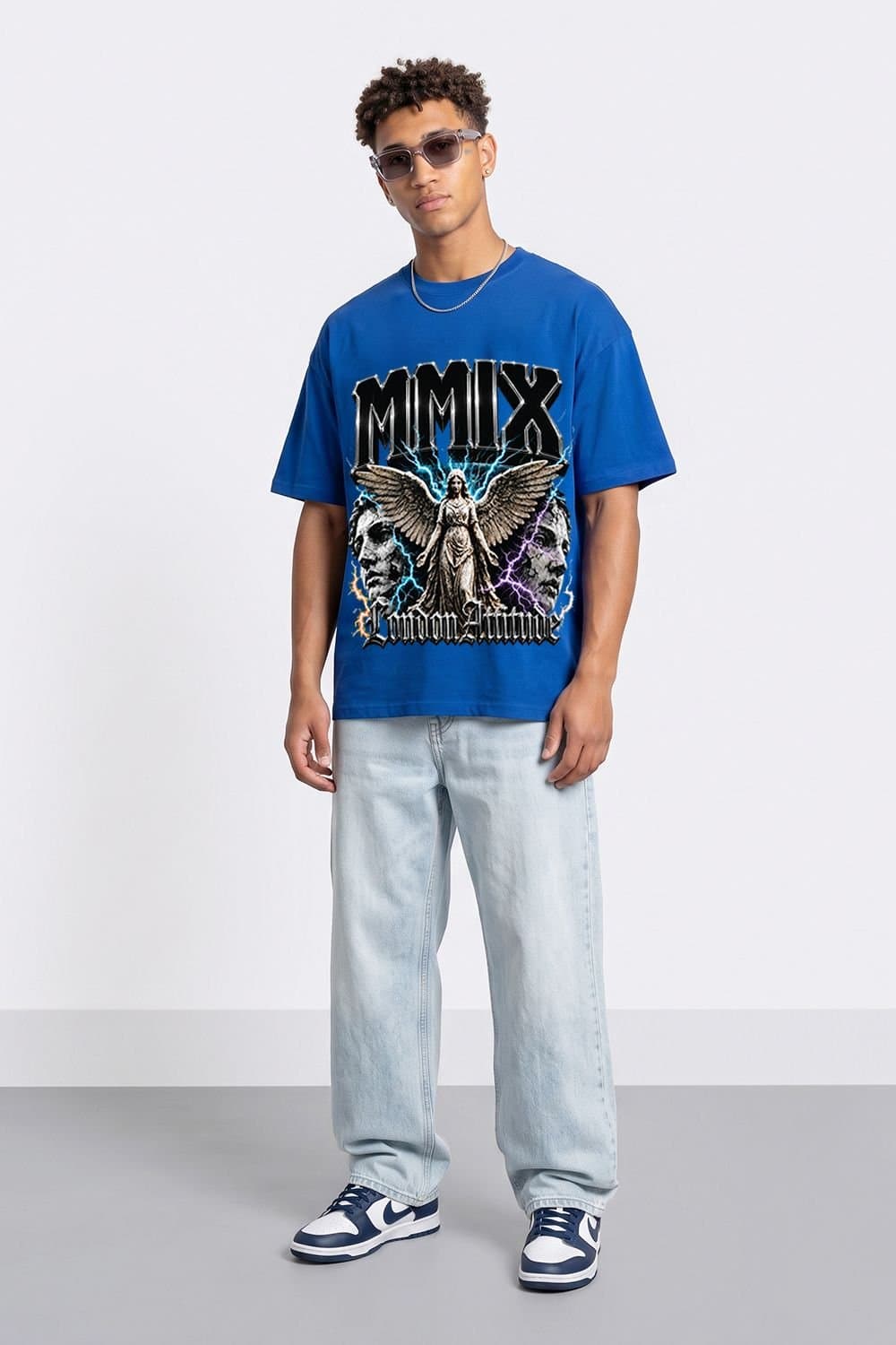 LONDON ATTITUDE LONDON ATTITUDE Men's Angel Printed Oversized Heavyweight T-Shirt in Royal
