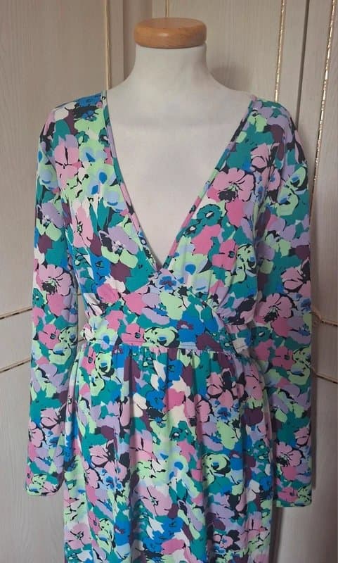 ASOS Design Asos Curve💐 Size 18 Floral Cut Out Back - Dress Wedding Party 🍸