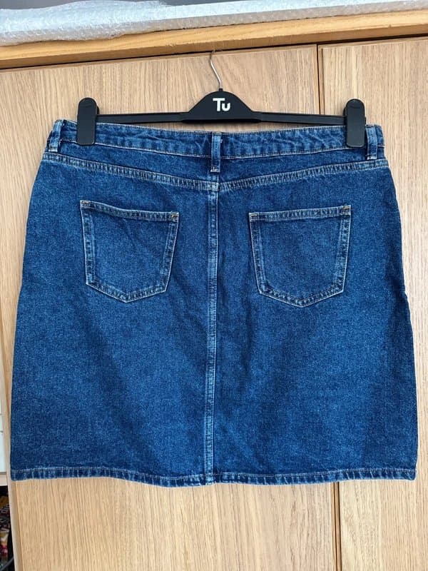 New Look New Look Tall. Indigo denim mini skirt. Uk size 16.