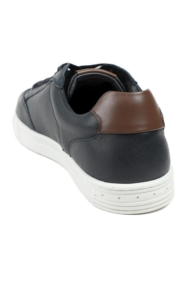 Jones Bootmaker Jones Bootmaker Men's Salvo Premium Leather Lace Up Trainers in Navy - 3