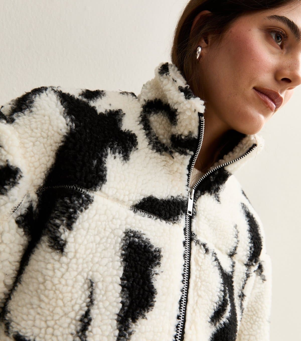 New Look Women's Black Abstract Print Borg Jacket New Look