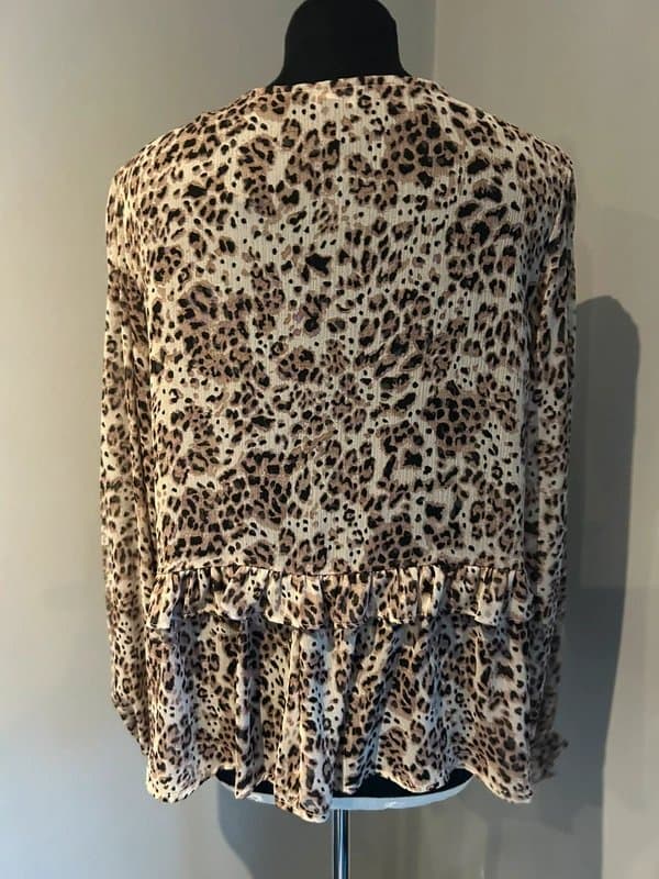 New Look New look beige/ brown animal print chiffon ruffle blouse size 12 (ref v98(
