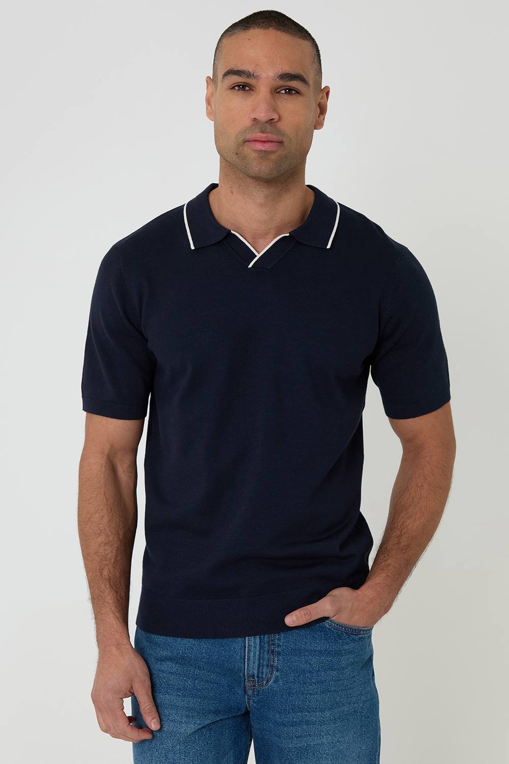 Threadbare Threadbare Men's Knitted Contrast Tipping Trophy Neck Polo in Navy - 4
