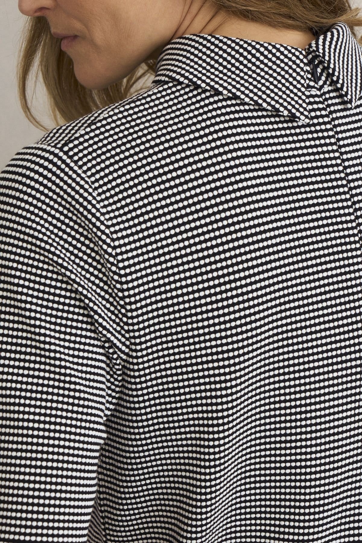 Hobbs London Hobbs London Women's Tali High Neck Textured Top - 4