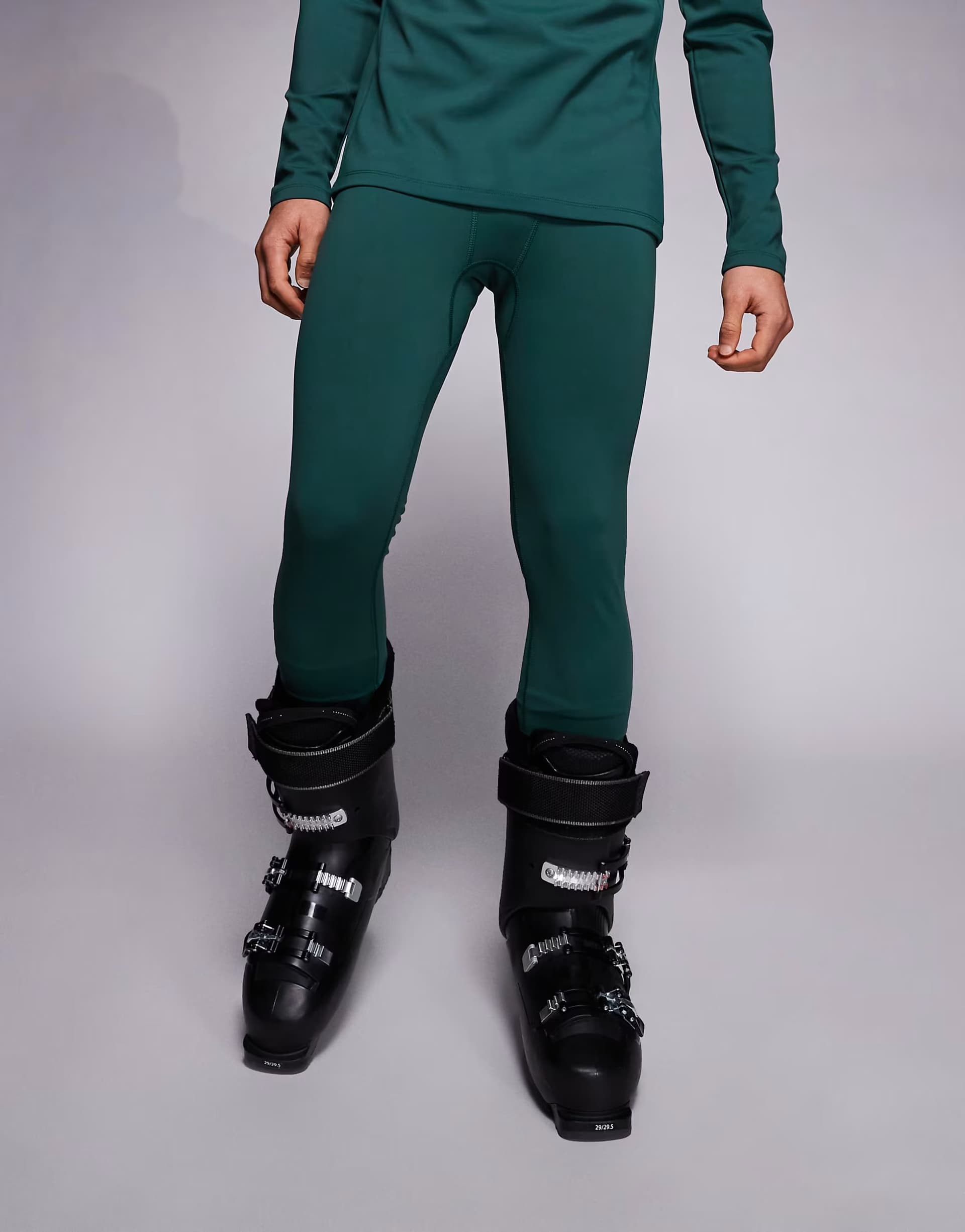 ASOS ASOS 4505 Ski thermal fleece back base layer legging with sweat wicking in dark green