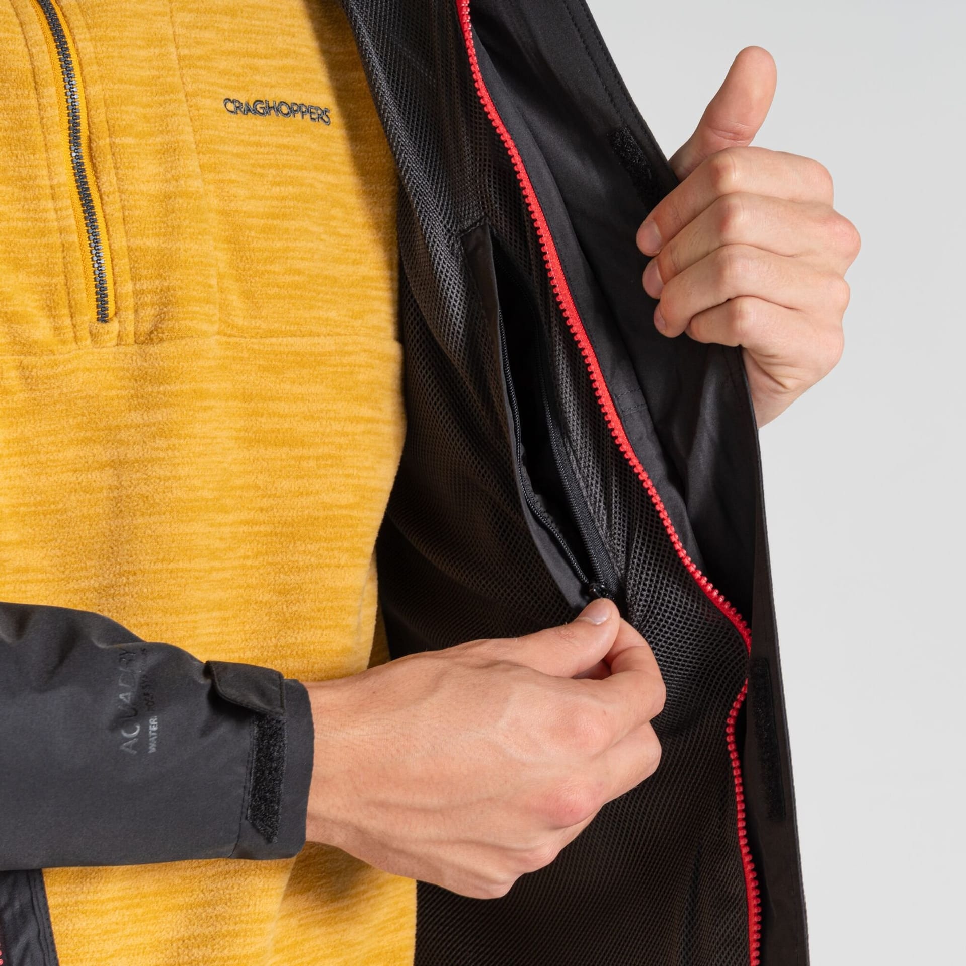 Craghoppers Craghoppers Men's Ossus Lightweight Waterproof Shell Jacket in Jet Black - 4