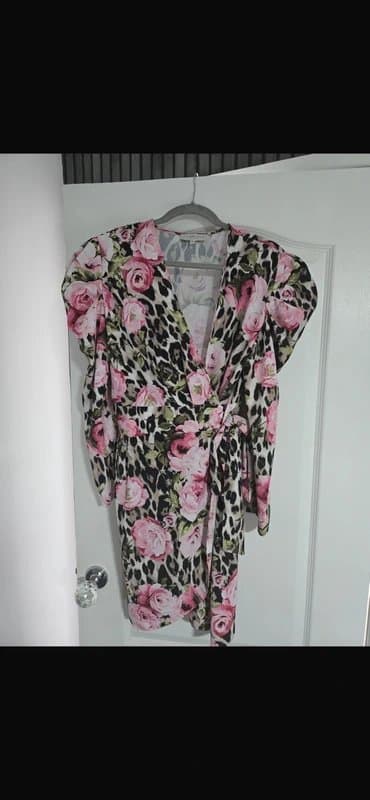 Never Fully Dressed Gorgeous tie wrap dress