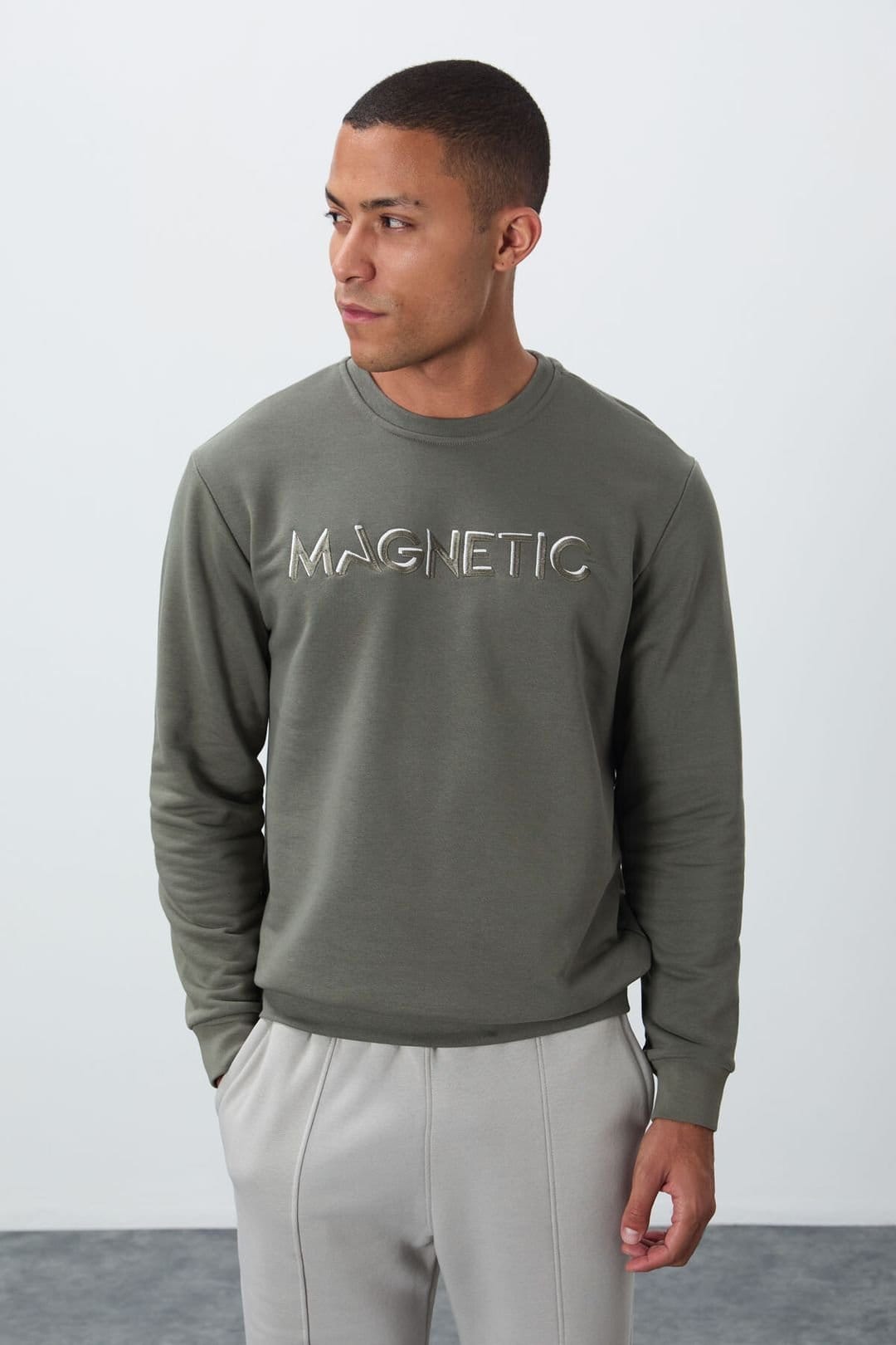 Tommy Life Tommy Life Men's Printed Crew Neck Sweatshirt in Khaki - 4
