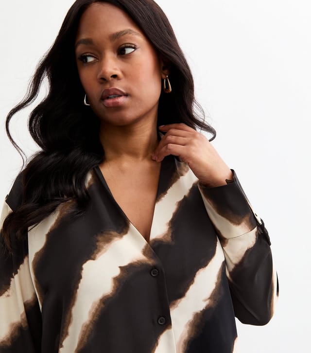 New Look Women's Plus Size Black Blurry Stripe Shirt Curves New Look - 2