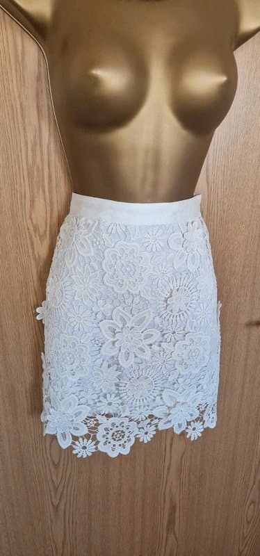 Topshop Topshop Tall white lace crochet 3D flowers embroidered mini skirt high waisted