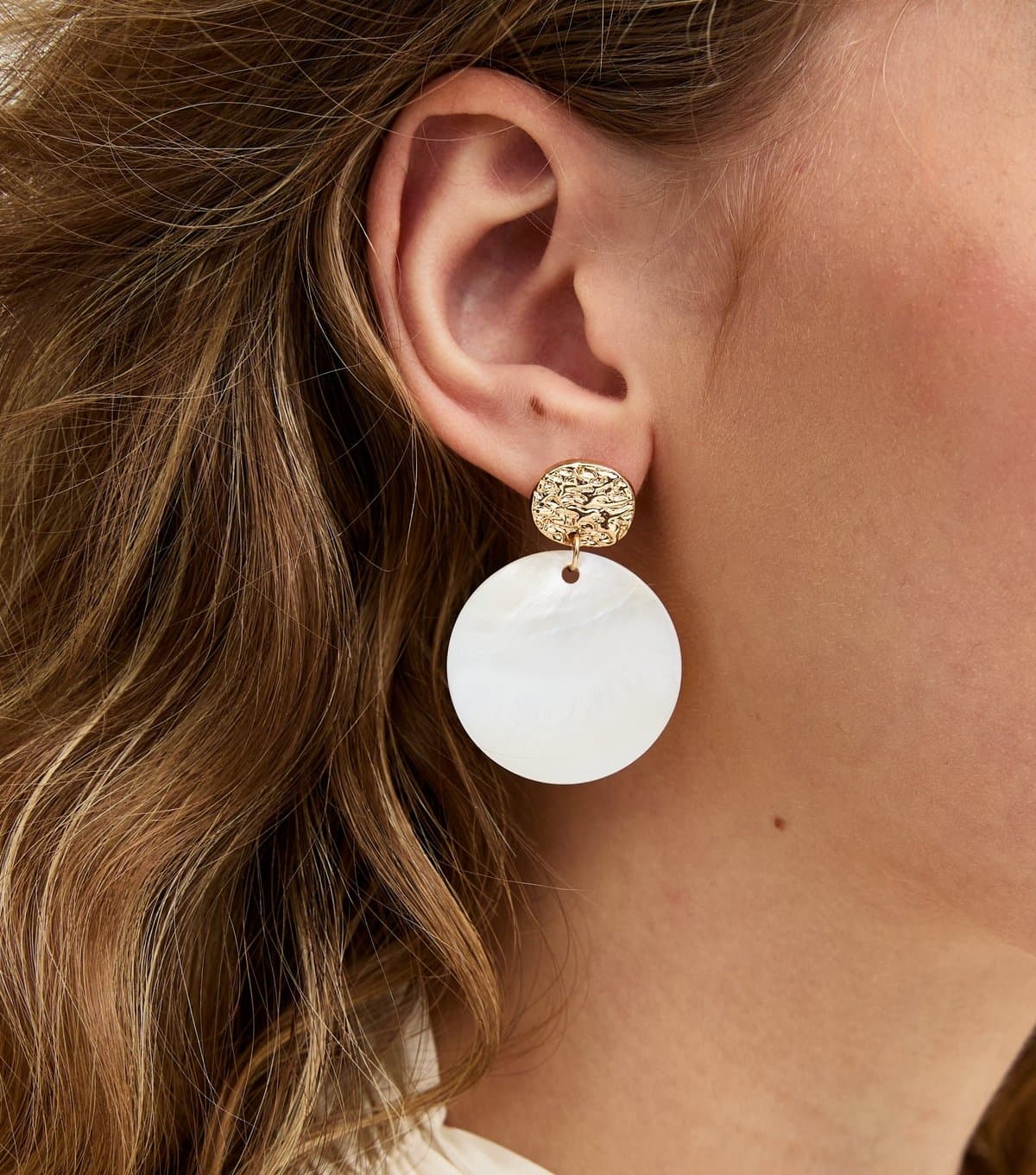 New Look New Look Gold Shell Circle Drop Earrings