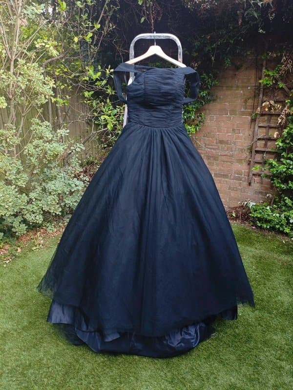 One Luxury Black Couture Wedding Dress Ball Gown Corset Back Long Train UK 6-10