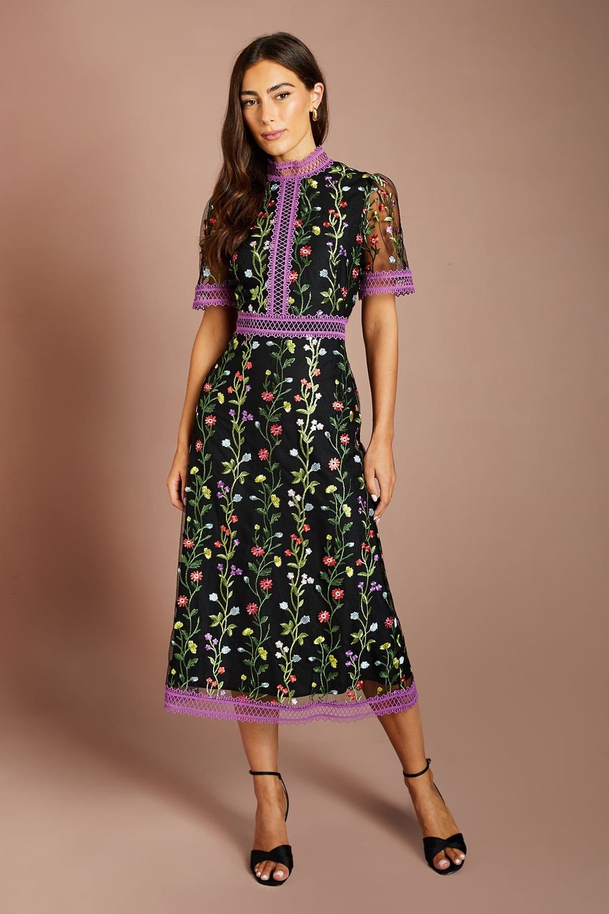 Coast Coast Women's Embroidered Mesh Lace Trim Short Sleeve Midi Dress in Purple