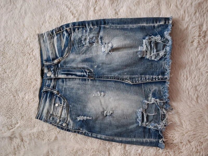 Denim Wise Denim skirt