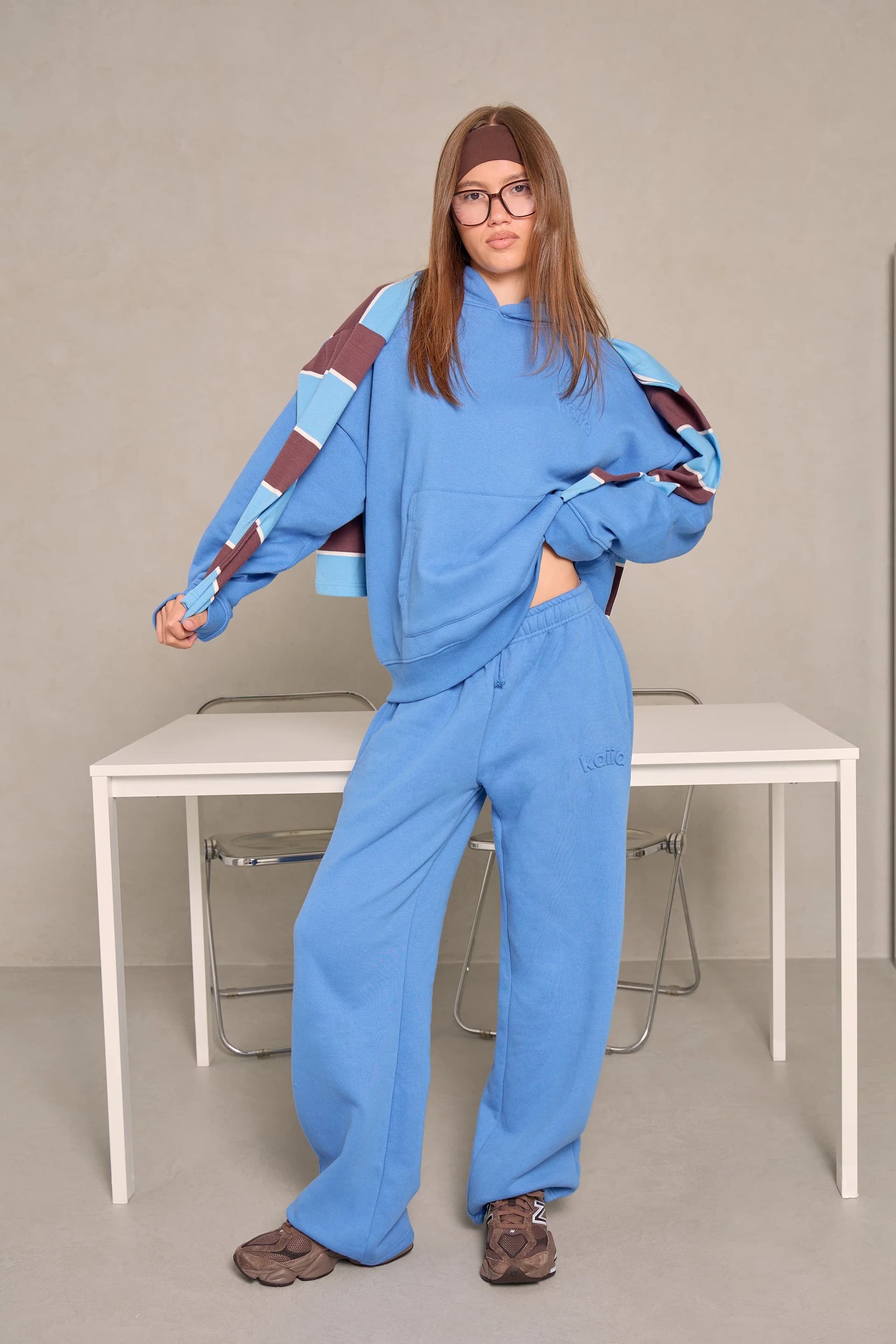 Kaiia Kaiia Embossed Logo Wide Leg Joggers Mid Blue