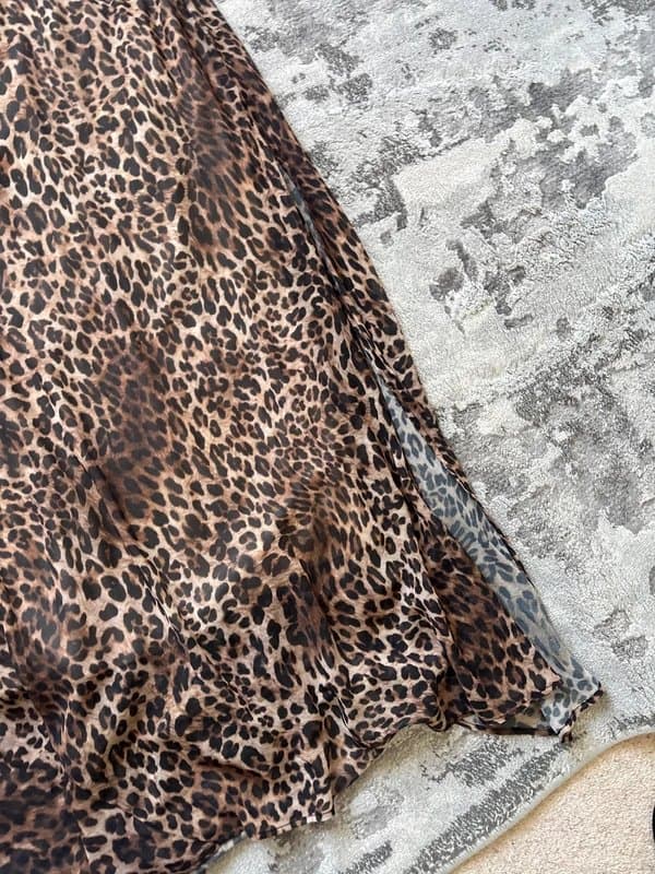Bershka Bershka leopard print maxi dress with cross straps and slit - Uk L