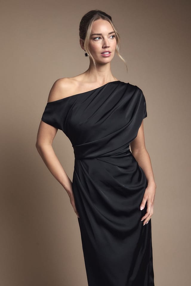 Coast Coast Women's Satin Ruched Detail Off-The Shoulder Maxi Bridesmaid Dress in Black - 2