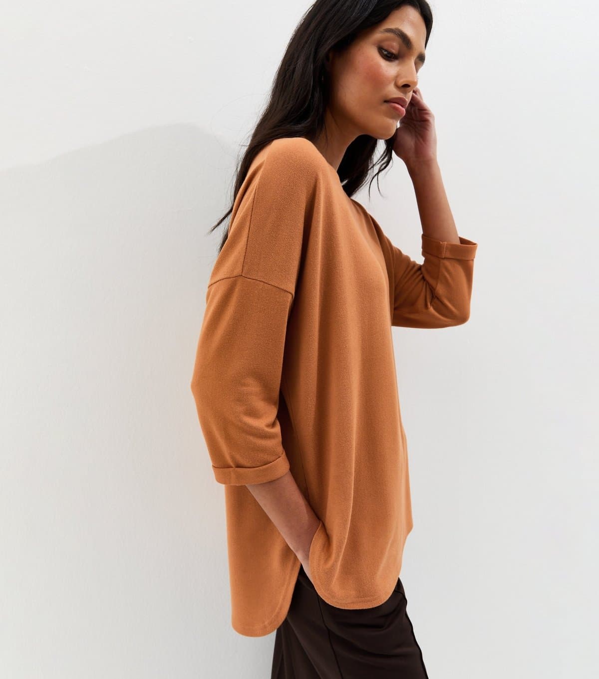 New Look Women's Tan Soft Touch Slouchy Cropped Sleeve T-Shirt New Look