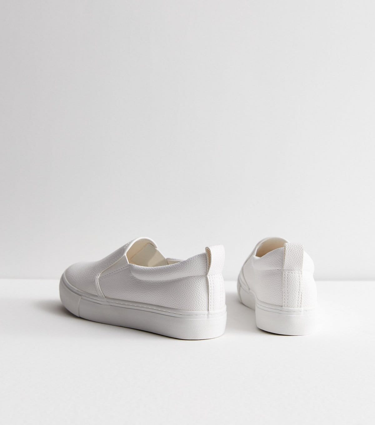 New Look Women's White Leather-Look Slip On Trainers New Look - 4