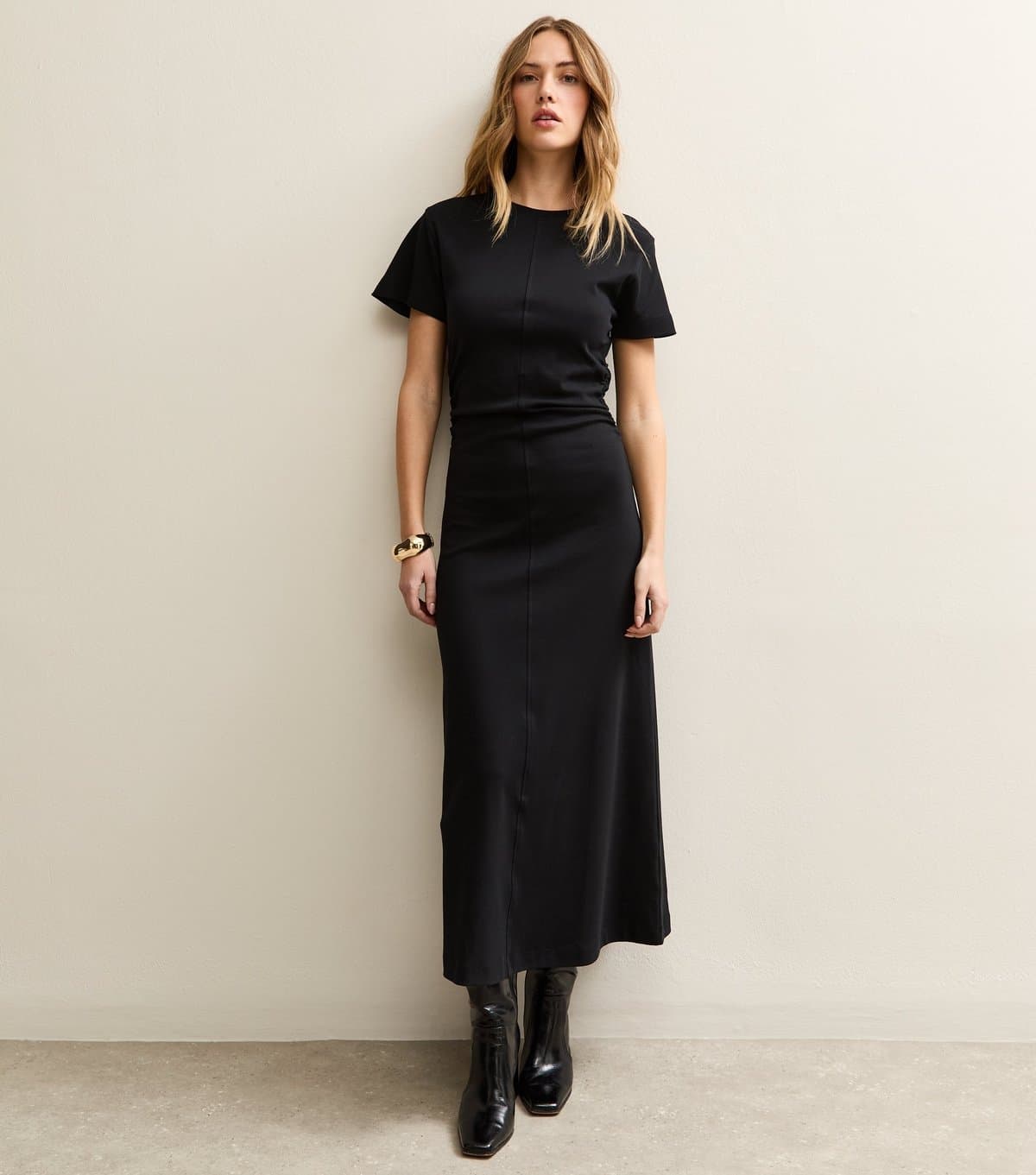 New Look Women's Black Shirred Side Jersey Midi Dress New Look