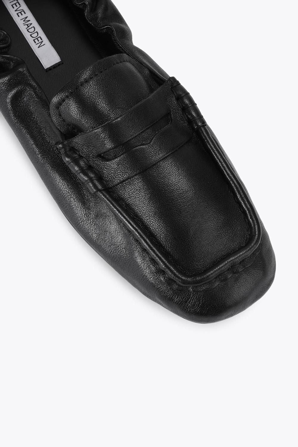 Steve Madden STEVE MADDEN Women's 'Eurry Black' Leather Flats in Black - 4