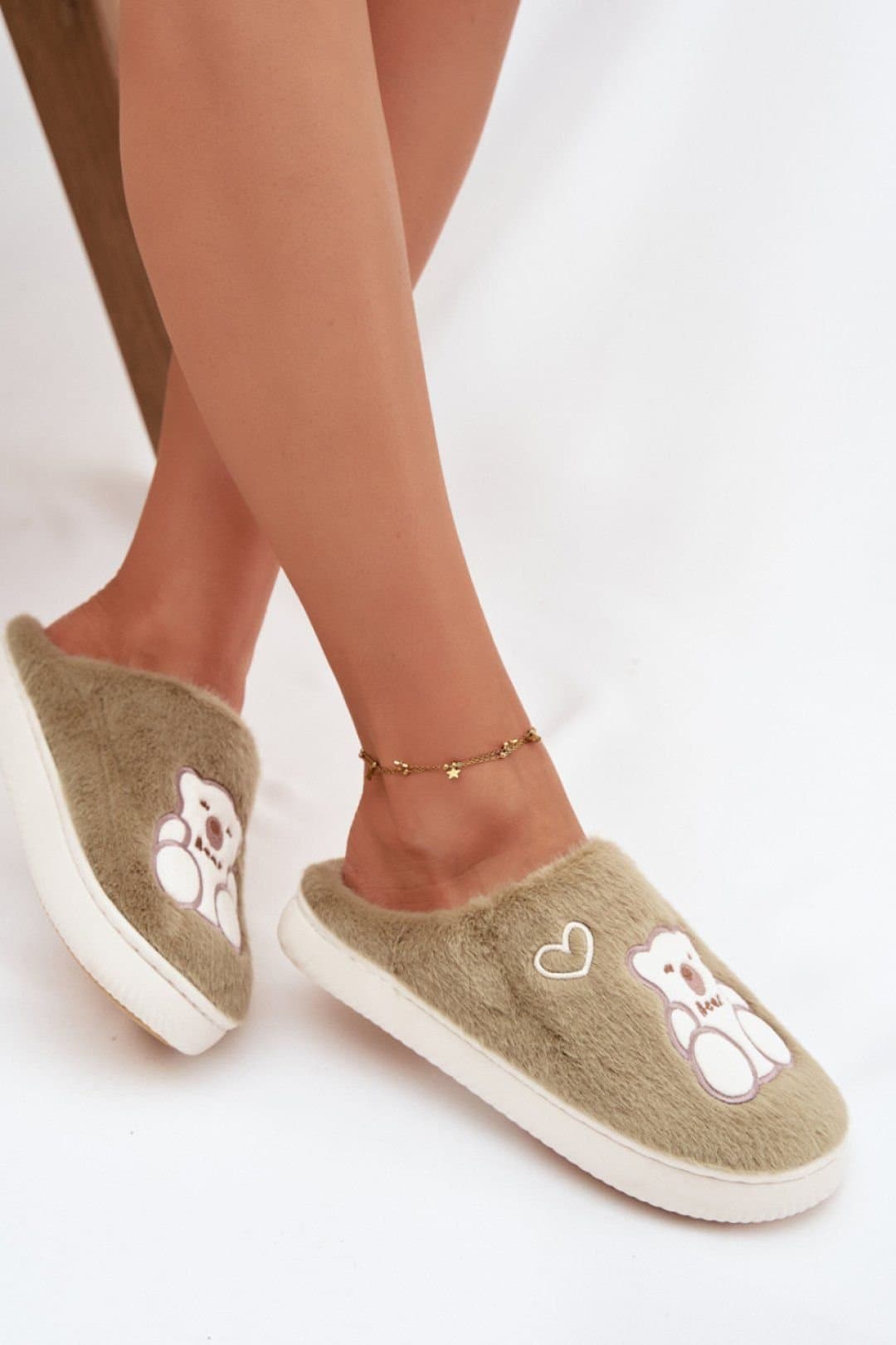Love Lace Love Lace Women's Furry Teddy Bear Heart Motif Soft Slippers with Thick Sole in Green
