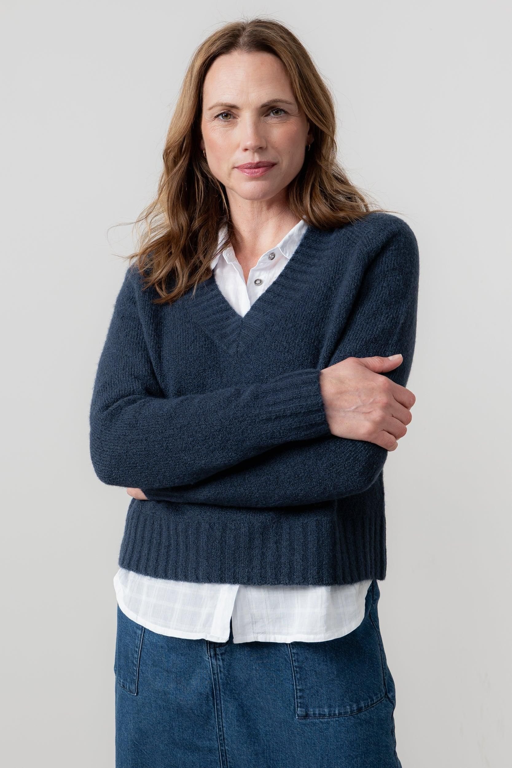Lily & Me Lily & Me Women's Woodchester V-Neck Blended yarn Boxy Fit Jumper in Navy - 3