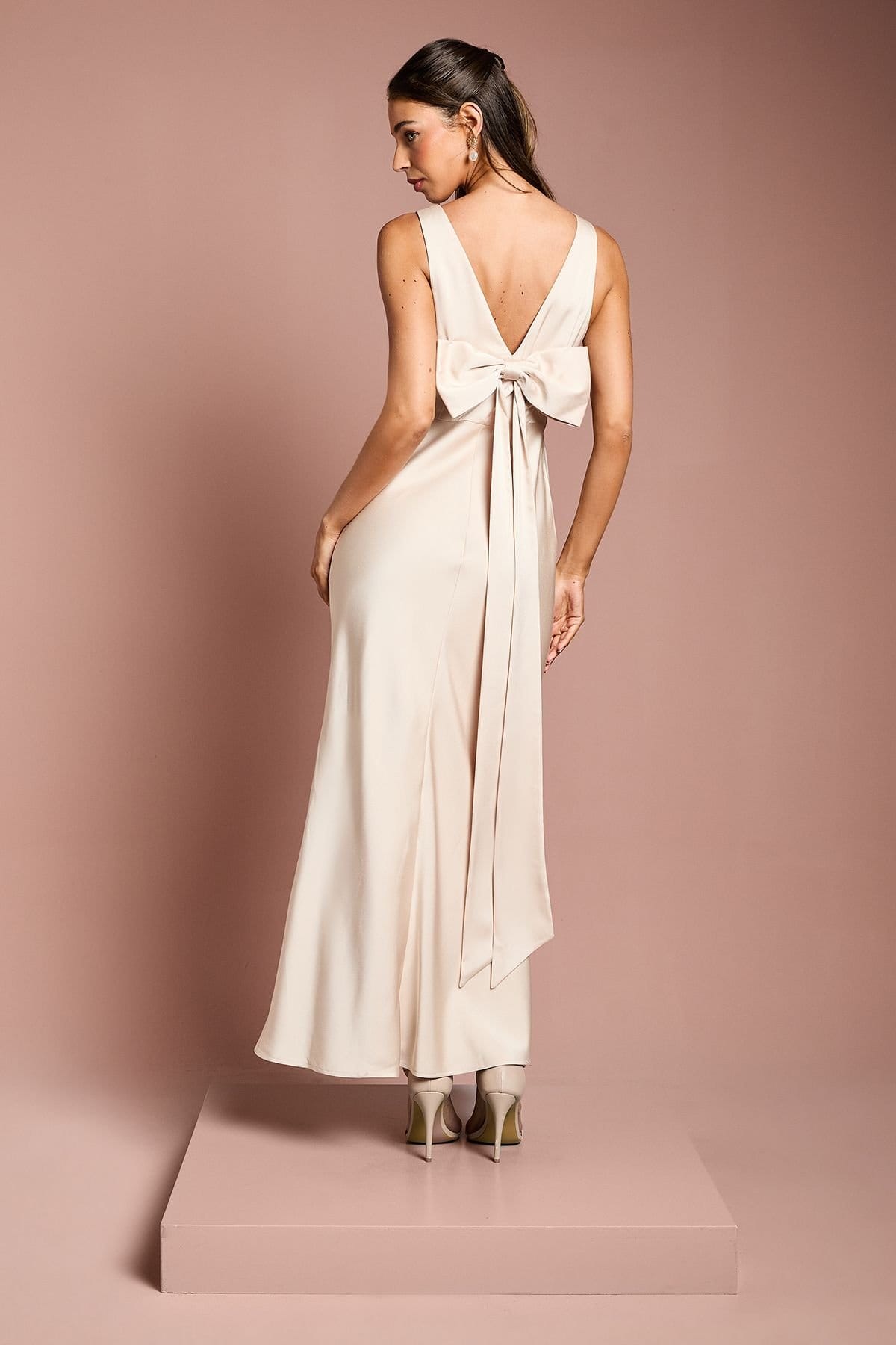 Coast Coast Women's Square Neck Satin & Crepe Bridesmaid Dress with Bow Back in Champagne - 4