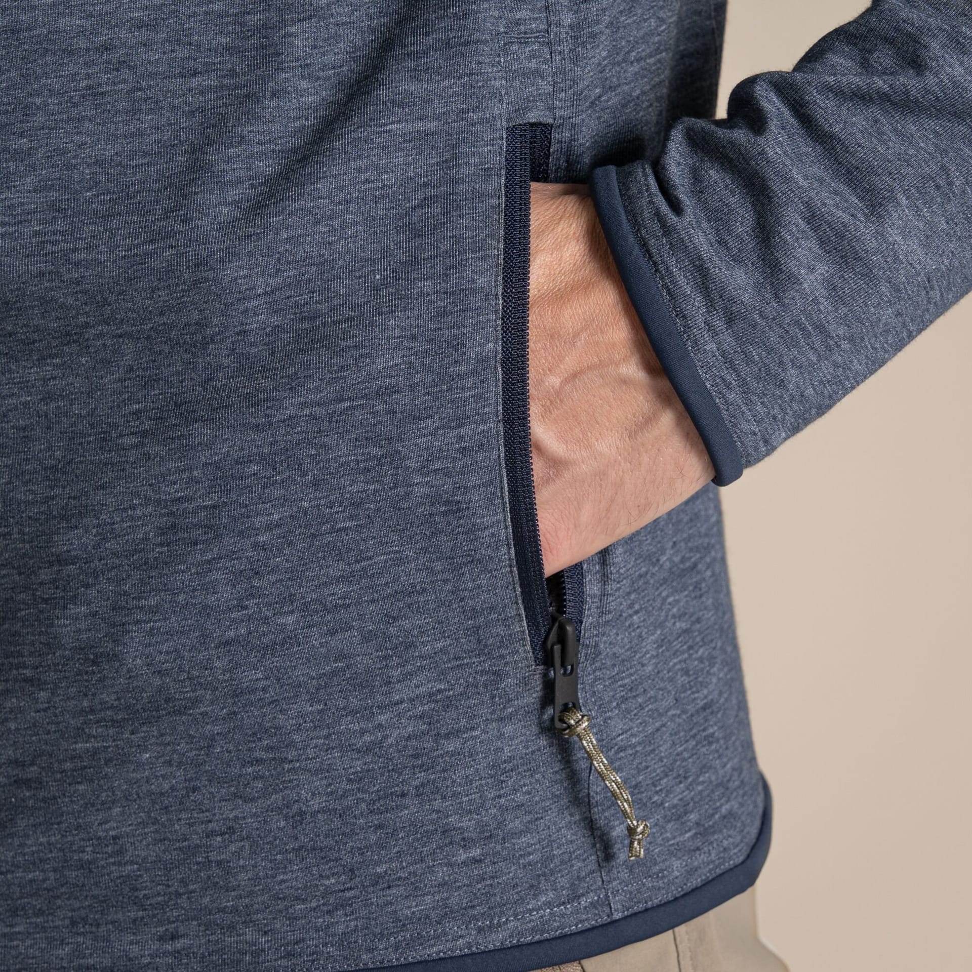 Craghoppers Craghoppers Men's NosiLife Deft Hooded Insect-Repellent Full-Zip Jacket in Navy - 4