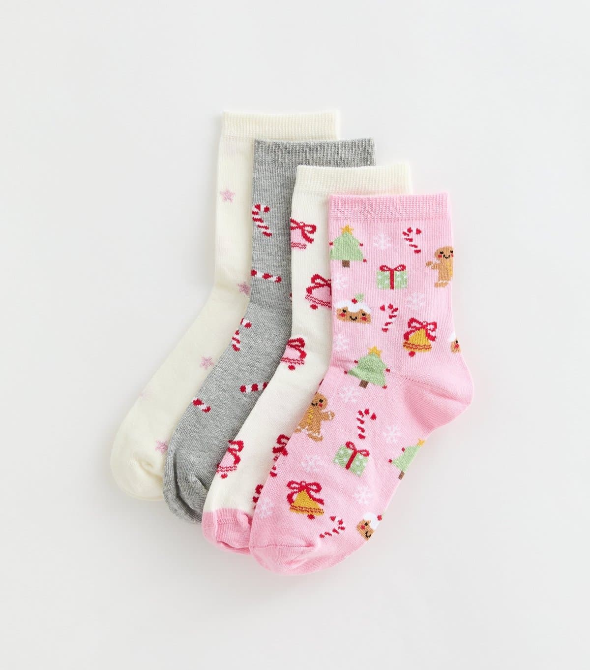 New Look Pack of 4 Cotton Rich Multicoloured Christmas Print Ankle Socks New Look