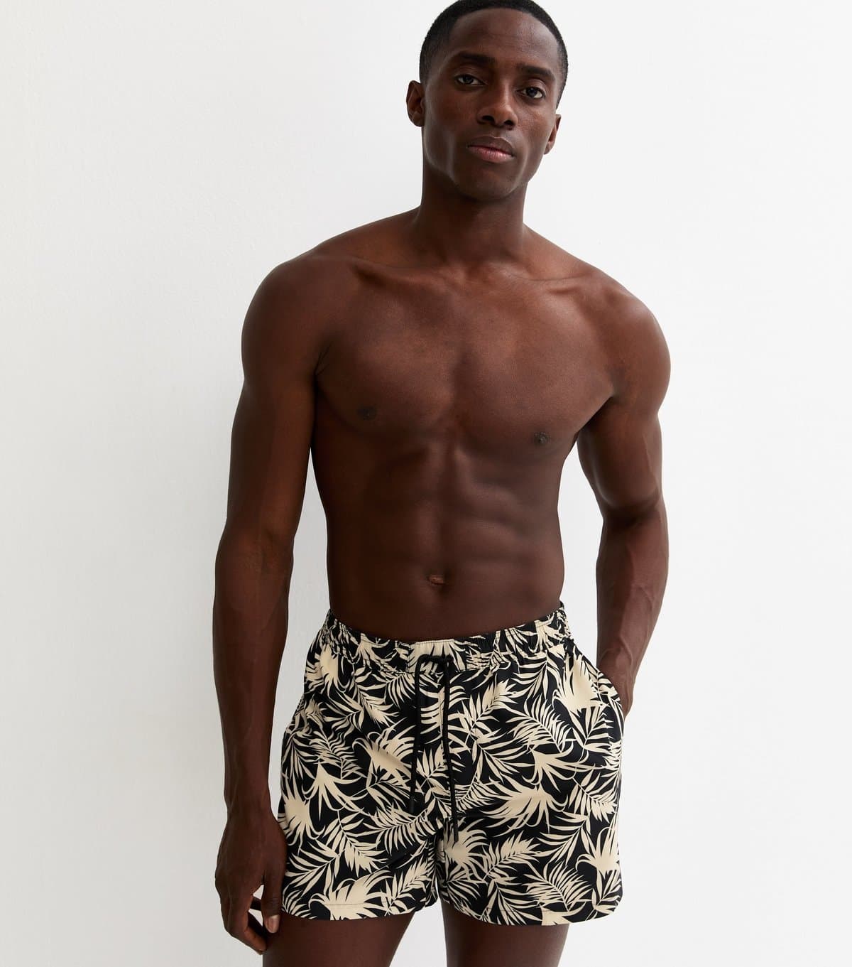 New Look Men's Black Regular Leaf Print Swim Shorts New Look