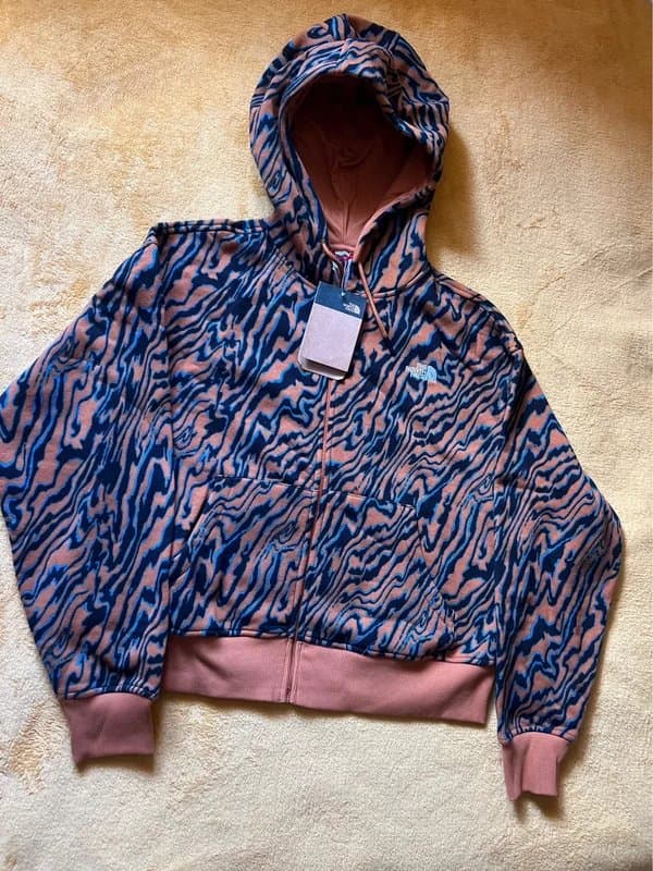 The North Face The north face essential zip up hoodie in brown /orange