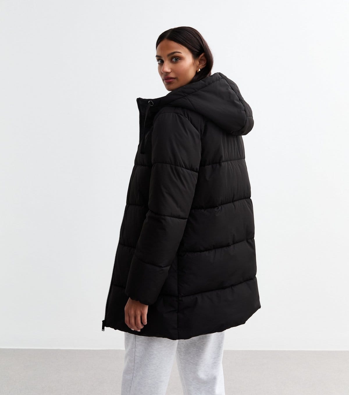 New Look Women's Black Hooded Mid Length Puffer Coat New Look - 4